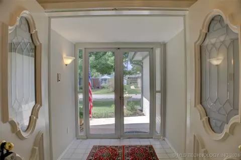 3740 E 47th St, Tulsa, OK 74135 photo 3