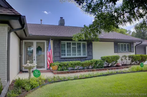 3740 E 47th St, Tulsa, OK 74135 photo 2