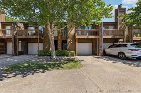2851 E 90th St #6, Tulsa, OK 74137