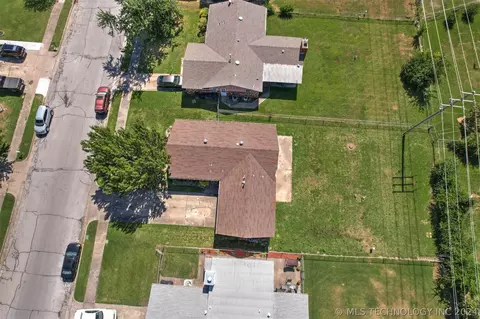 12112 E 35th St, Tulsa, OK 74146 photo 29