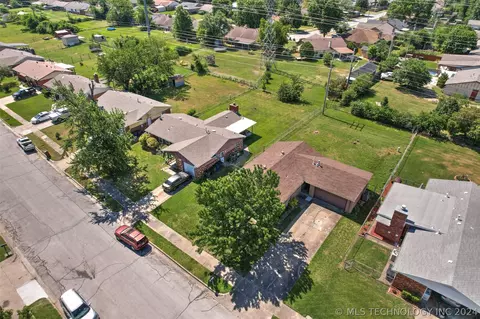 12112 E 35th St, Tulsa, OK 74146 photo 28