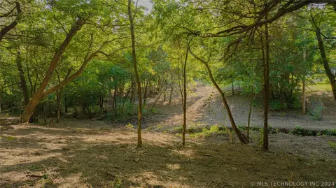 2009 Foster, Ada, OK 74820 photo 3