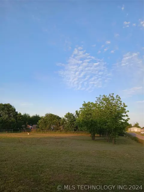 1144 Road, Checotah, OK 74426 photo 2