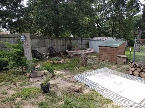 255 Dozer Bend Rd, Eufaula, OK 74432 photo 2