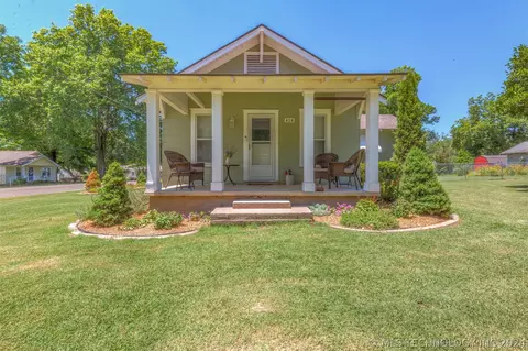 424 S Eufaula Ave, Coweta, OK 74429