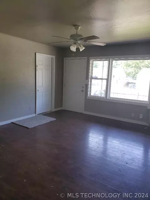 5952 E King Pl, Tulsa, OK 74115 photo 9
