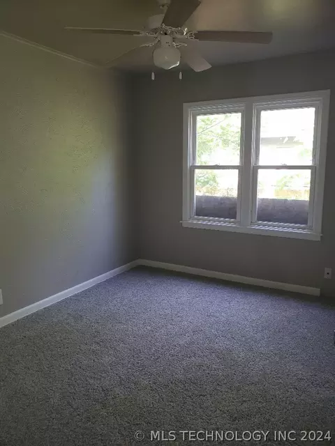 5952 E King Pl, Tulsa, OK 74115 photo 6