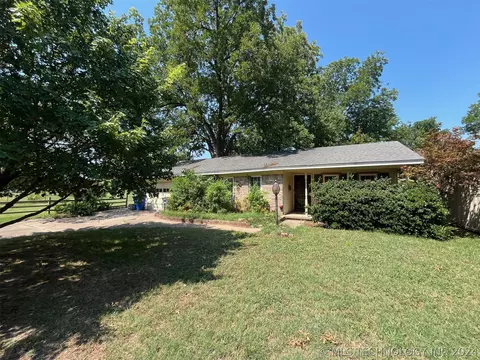 5228 S Wheeling Ave, Tulsa, OK 74105