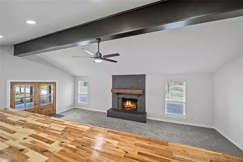 25400 Wilson Rd, Henryetta, OK 74437 photo 11