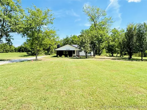 25400 Wilson Rd, Henryetta, OK 74437 photo 2