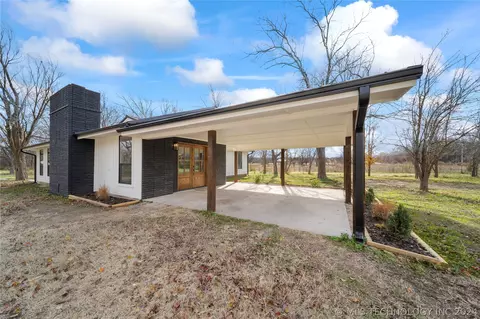 25400 Wilson Rd, Henryetta, OK 74437 photo 5
