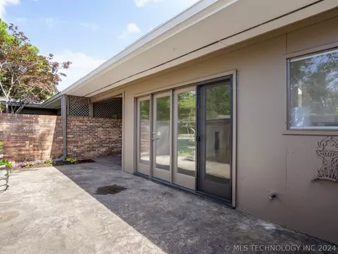 2126 E 60th Court S 3, Tulsa, OK 74105 photo 36