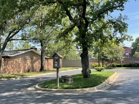 2126 E 60th Court S 3, Tulsa, OK 74105 photo 43