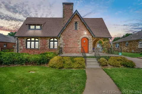 1738 S Delaware Pl, Tulsa, OK 74104