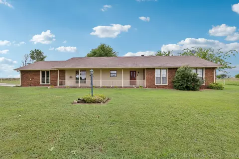 1172 W 470 Rd, Pryor, OK 74361