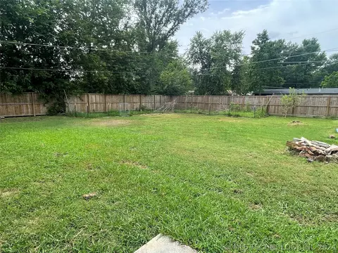 1602 E 3rd St, Okmulgee, OK 74447 photo 14