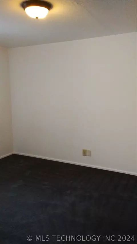 4664 E 68th Street 295, Tulsa, OK 74136 photo 9