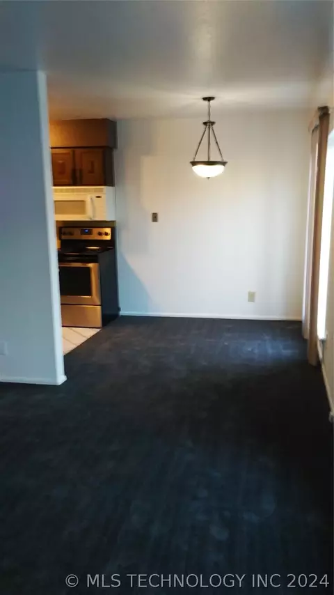 4664 E 68th Street 295, Tulsa, OK 74136 photo 3