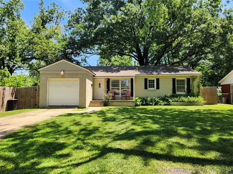 305 N Kentucky St, Pryor, OK 74361