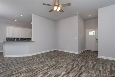 106 8th Ave, Colbert, OK 74733 photo 11