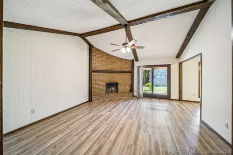 8732 E 39th St, Tulsa, OK 74145 photo 5