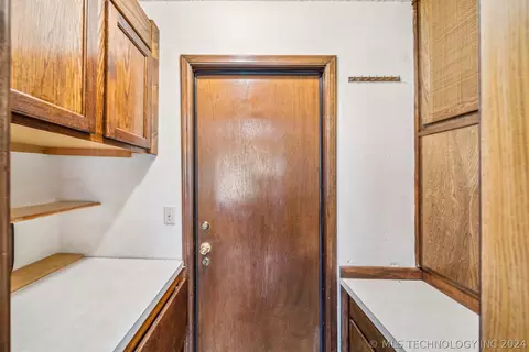 8732 E 39th St, Tulsa, OK 74145 photo 9