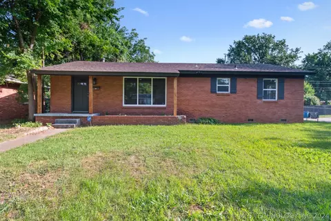 1543 E 55th Pl, Tulsa, OK 74105