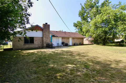 8277 E 34th St, Tulsa, OK 74145 photo 19
