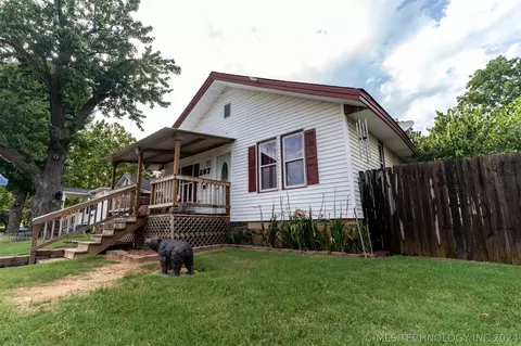 207 E Shaffer St, Drumright, OK 74030 photo 1