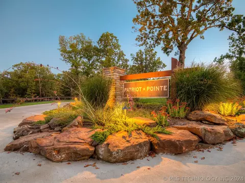 180 Patriot Pointe, Eufaula, OK 74432 photo 4