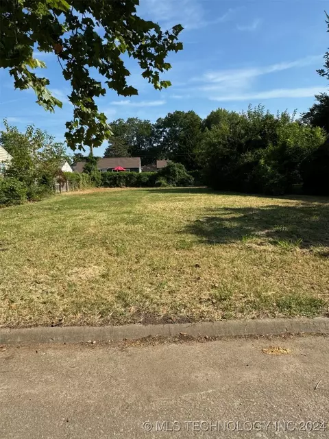 1359 E 42nd Pl, Tulsa, OK 74105 photo 1