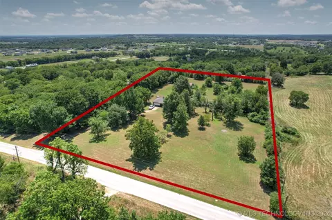 28500 E 101st St S, Coweta, OK 74429