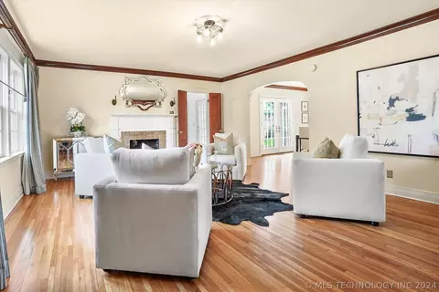 2120 E 24th St, Tulsa, OK 74114 photo 8