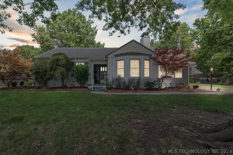 5017 E 7th St, Tulsa, OK 74112 photo 1