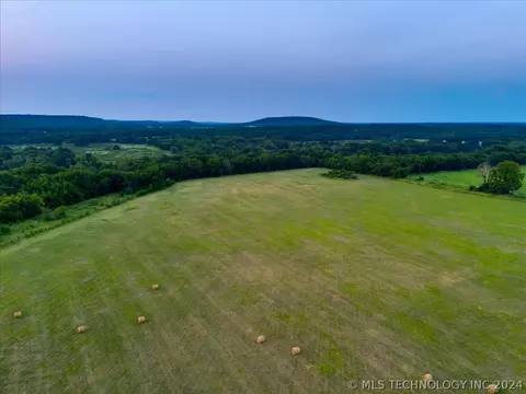 102 N 4070 Rd, Checotah, OK 74426 photo 18
