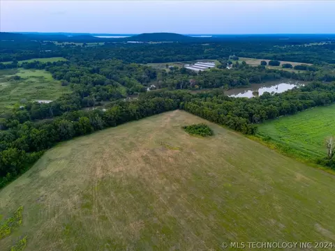 102 N 4070 Rd, Checotah, OK 74426 photo 21