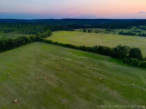 102 N 4070 Rd, Checotah, OK 74426 photo 5