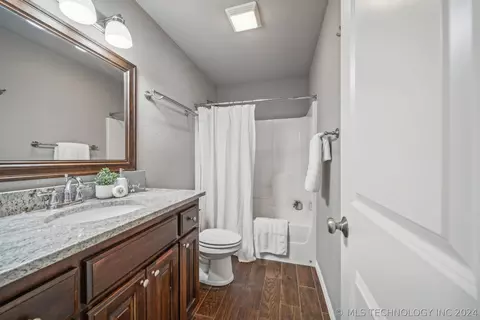 1305 E 134th St, Glenpool, OK 74033 photo 36
