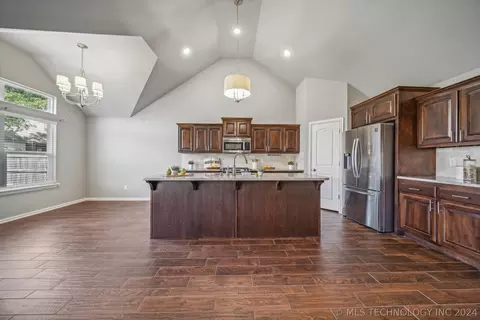 1305 E 134th St, Glenpool, OK 74033 photo 15