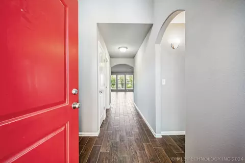 1305 E 134th St, Glenpool, OK 74033 photo 8
