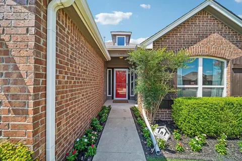 1305 E 134th St, Glenpool, OK 74033 photo 7