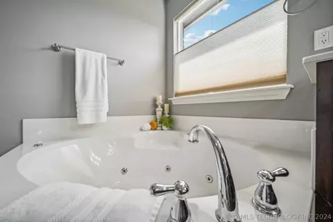 1305 E 134th St, Glenpool, OK 74033 photo 33