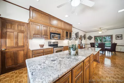 3931 E 98th St, Tulsa, OK 74137 photo 13