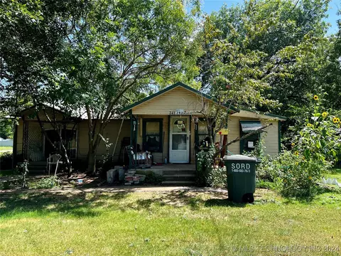 243 Pine, Wilson, OK 73463 photo 1