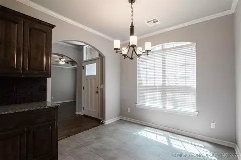 7502 E Jackson Pl, Broken Arrow, OK 74014 photo 12