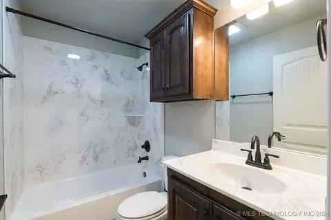 7502 E Jackson Pl, Broken Arrow, OK 74014 photo 6