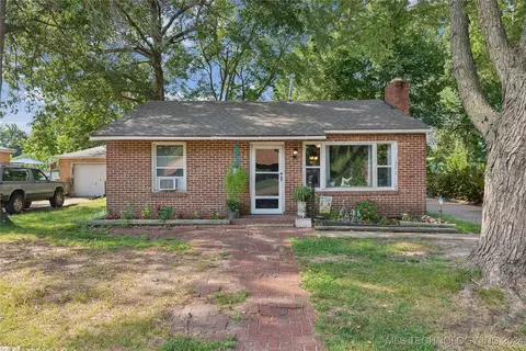 318 Park St, Pryor, OK 74361