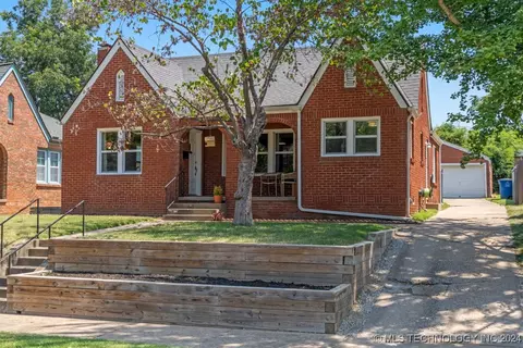 1539 S Columbia Ave, Tulsa, OK 74104