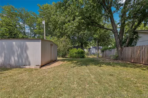 929 E 37th St, Tulsa, OK 74105 photo 25