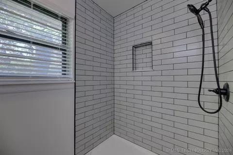 1566 E 58th St, Tulsa, OK 74105 photo 19